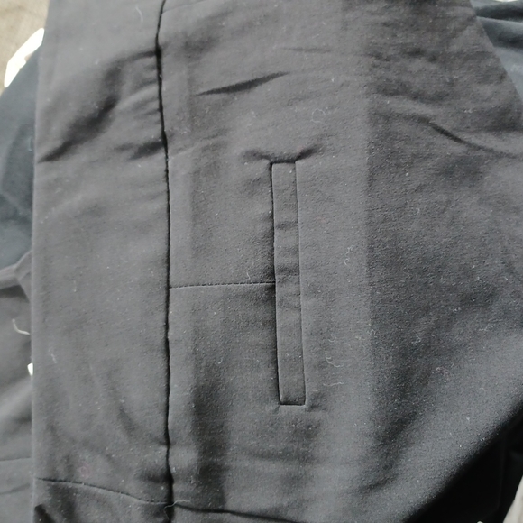 Kenneth Cole Black "Amanda" Pant NEW- Sz. 6 - Picture 9 of 10